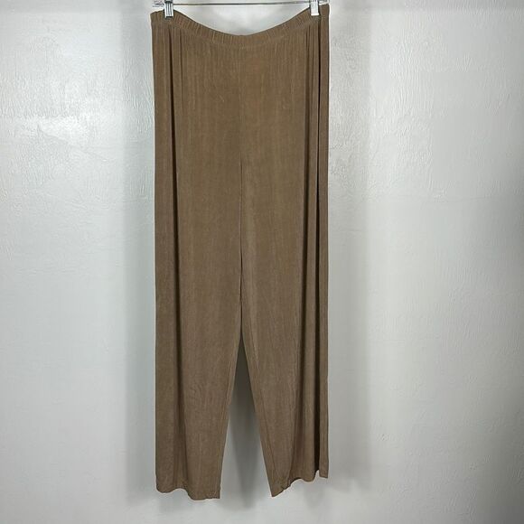 Chico’s Travelers Pull On Sand Color High Rise Wide Leg Pants Size XL Short - Picture 1 of 8